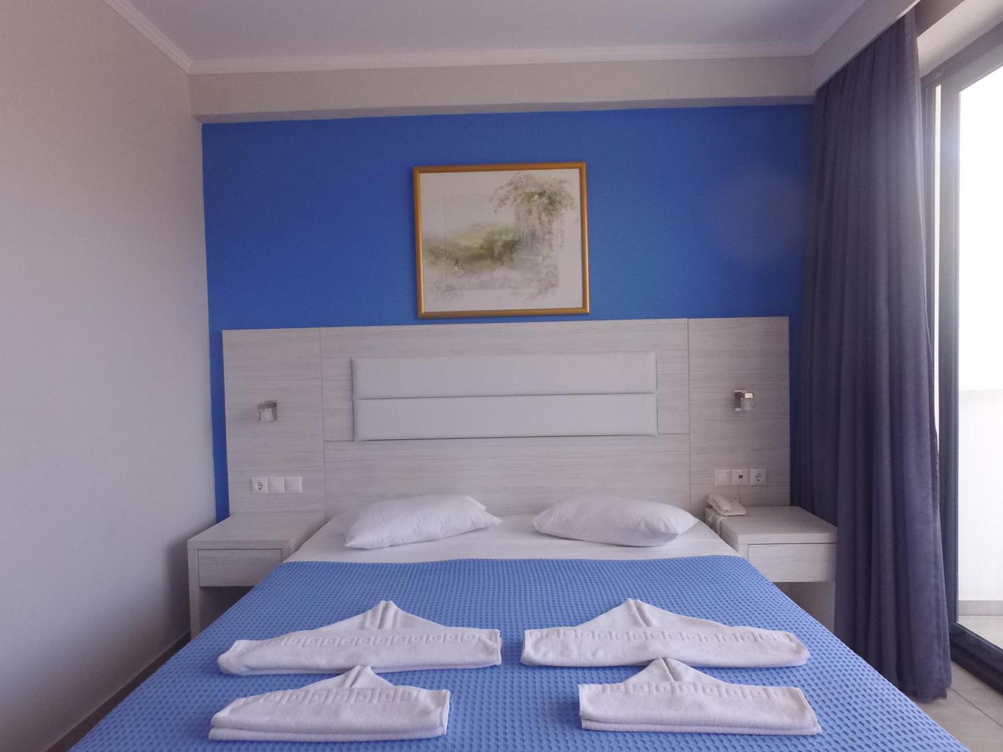 Blue Aegean Hotel&Suites Gouves Zimmer foto